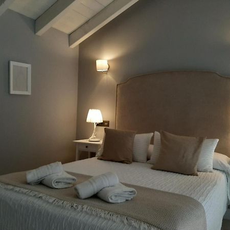 Apartamentos El Llanin Onís Δωμάτιο φωτογραφία