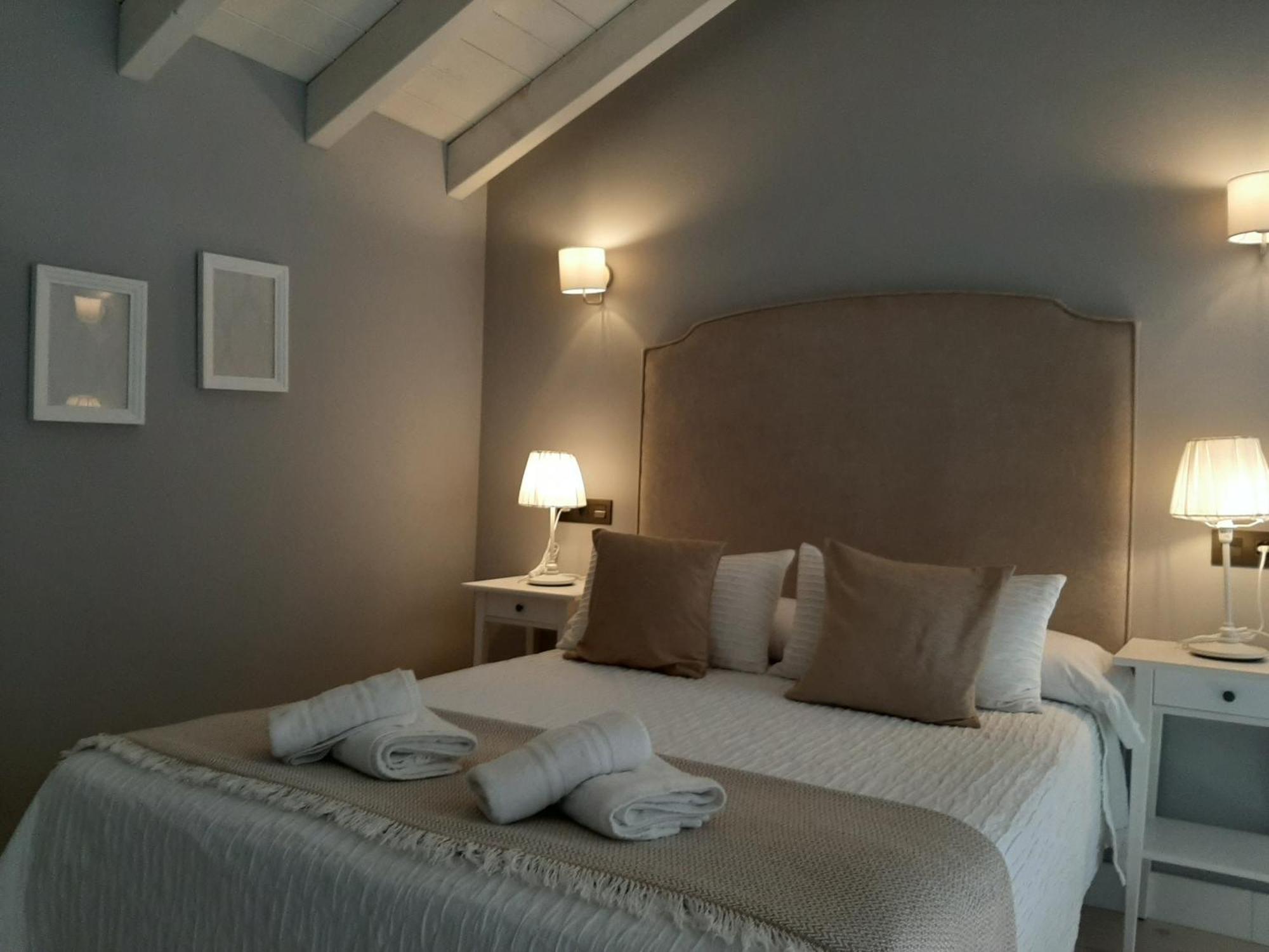 Apartamentos El Llanin Onís Δωμάτιο φωτογραφία
