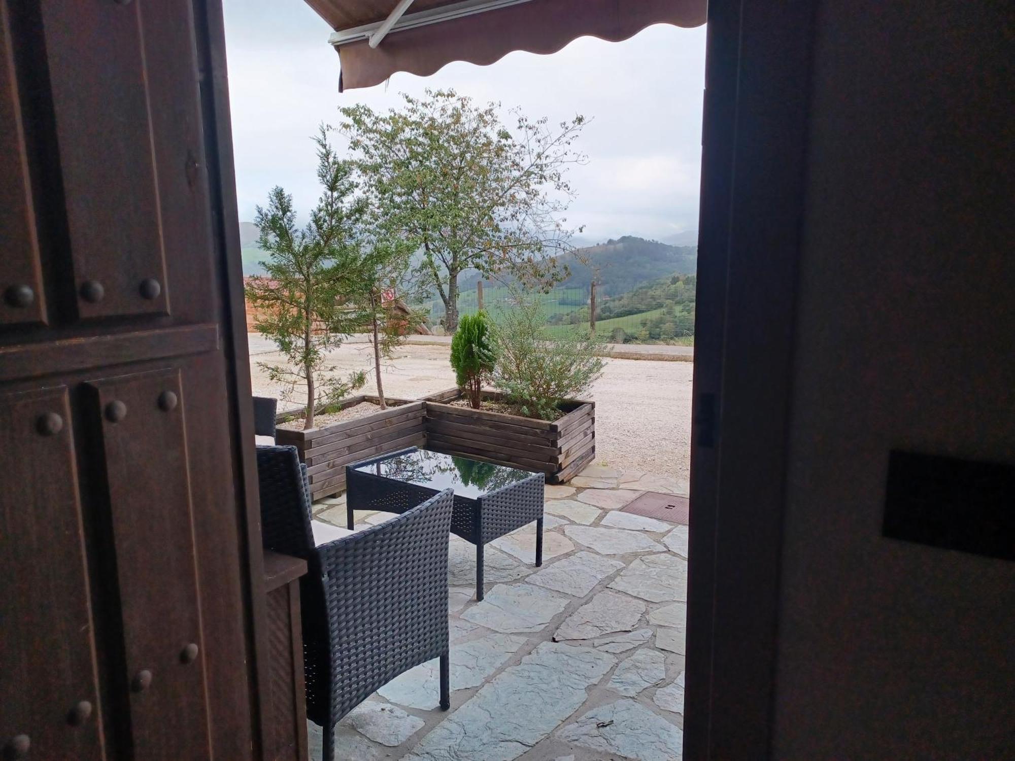 Apartamentos El Llanin Onís Δωμάτιο φωτογραφία